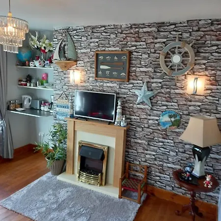 Bed & Breakfast A New U Country Clynacartan