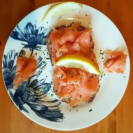 A New U Country Clynacartan