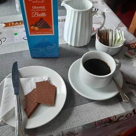 A New U Country Bed & Breakfast Clynacartan